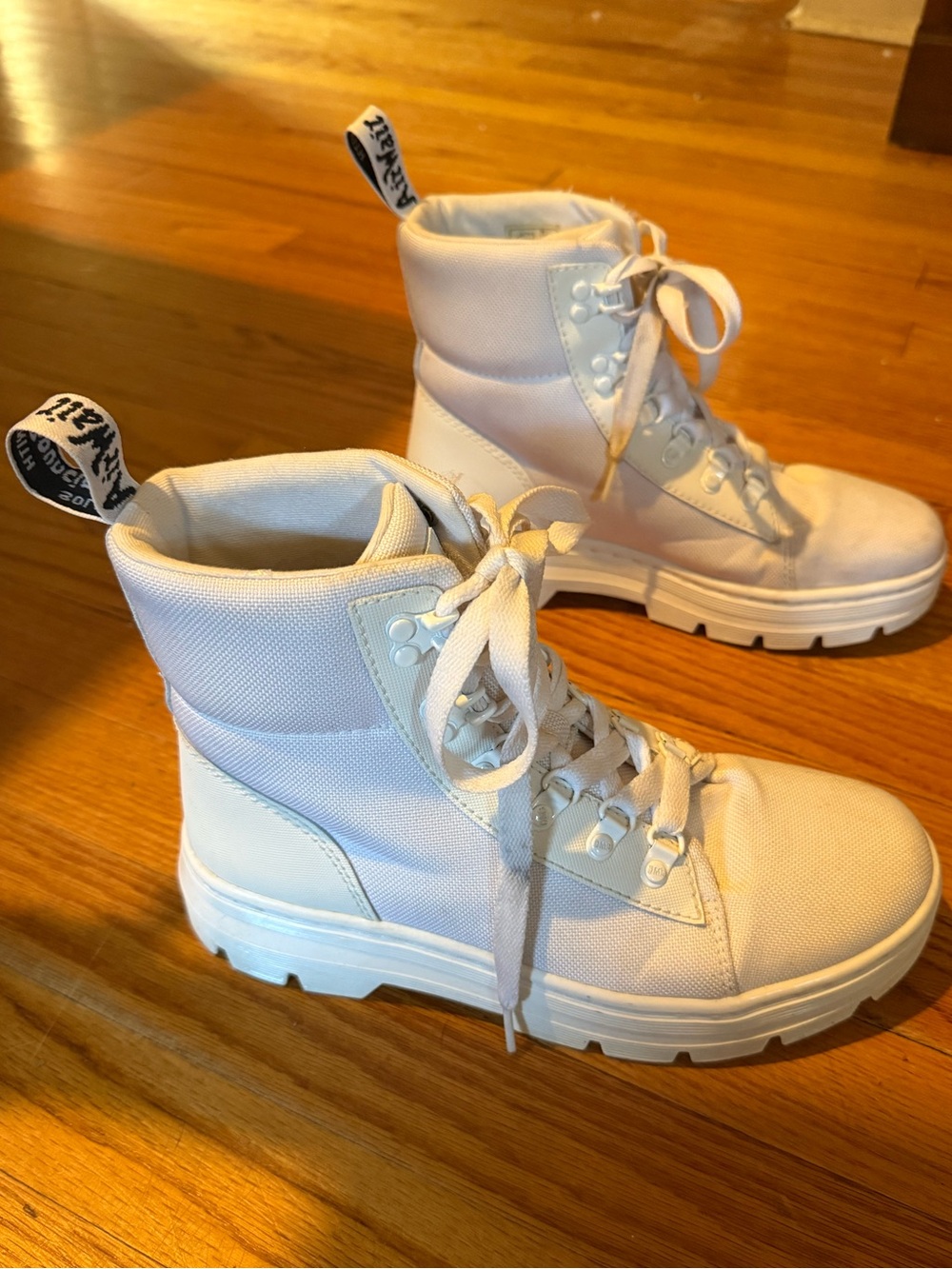 Dr. Martens Women's Combs White Canvas Boots size 8